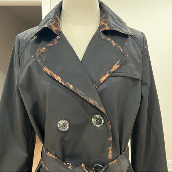 Tahari Black Raincoat Leopard Trim Belted Double Breasted Trench Size S - Picture 8 of 16